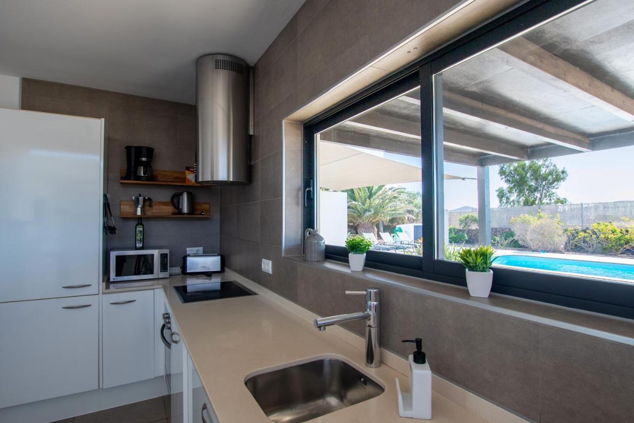 Heated & Shared Pool Villa Matriana 36A, North Shore Villas Lajares Extérieur photo